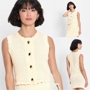 Cream Sleeveless Knit Top Gold Buttons XS New Future Collective Crochet Vest New